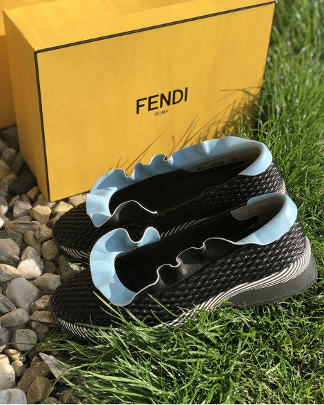 Baleríny dámské Fendi černé